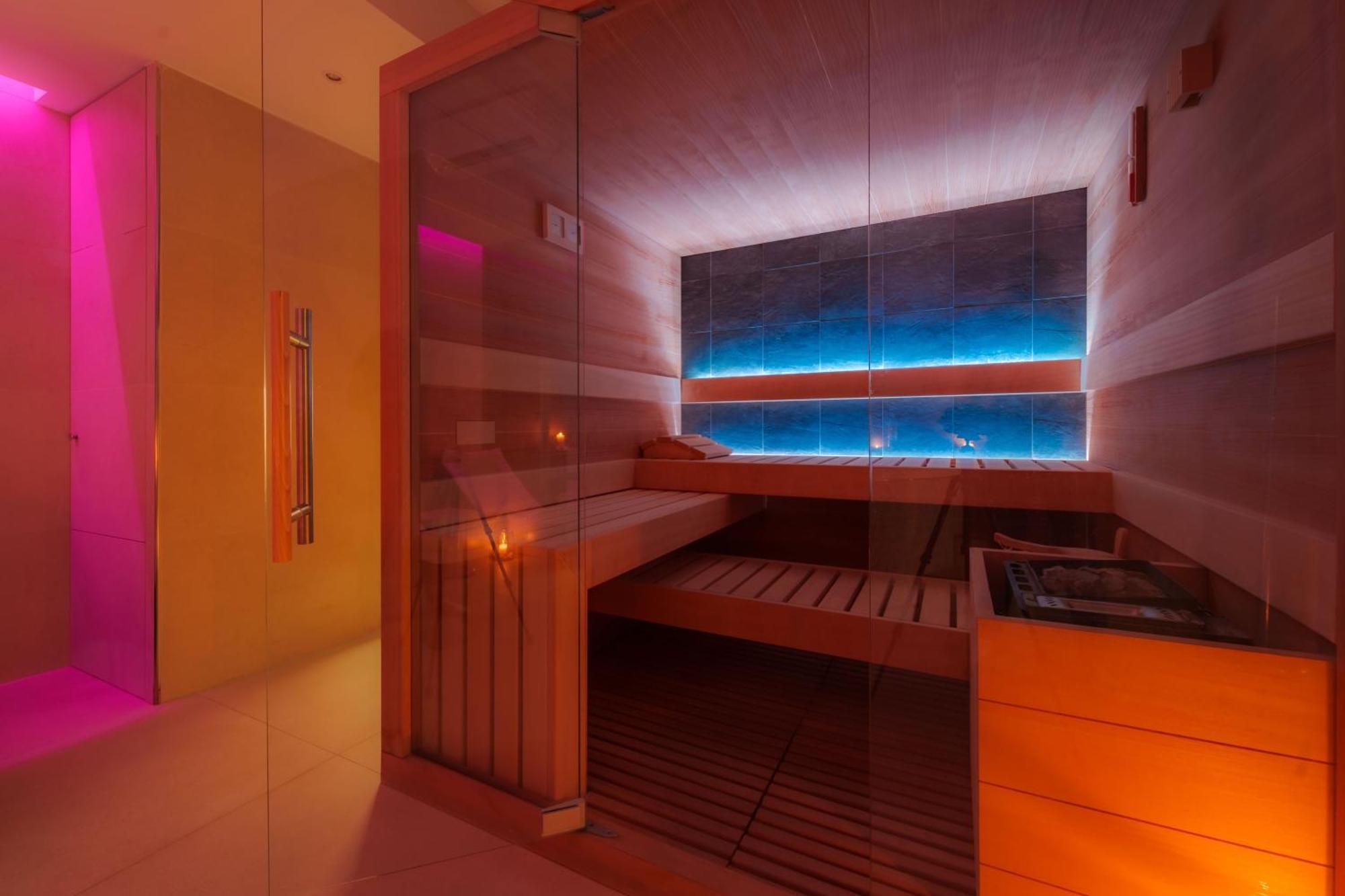 Hotel Galli - Wellness & Spa Фетовая Екстериор снимка
